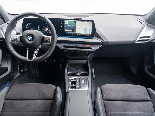 BMW 1-SERIE 120 | M Sportpakket | Premium Pack | Stuurwielrand verwarmd | Comfort Access | Achteruitrijcamera | Stoelverwarming | 18''