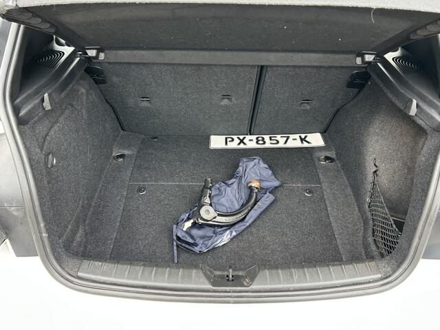 BMW 1-SERIE 118i Corp L. Hi Exec XENON CARPLAY PDC CRUISE LEER.