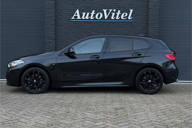 BMW 1-SERIE 118i M-Sport | Stoelverwarming | Live Cockpit Prof. | Carplay | PDC V & A