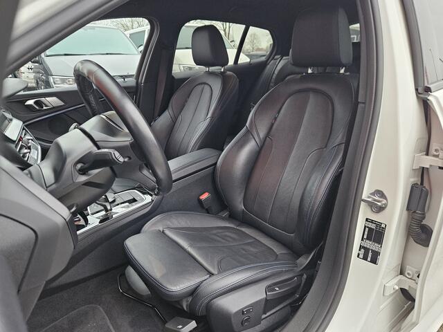 BMW 1-SERIE 118i High Executive M-Sport | Head-up | Leder