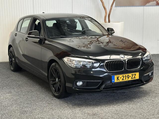 BMW 1-SERIE 118i CENTENNIAL EXECUTIVE AUTOMAAT NAVIGATIE CRUISE CONTROL CLIMATE CONTROL BLUETOOTH TELEFOON MEDIA VOORBEREIDING PDC ZEER MOOI !! 3010