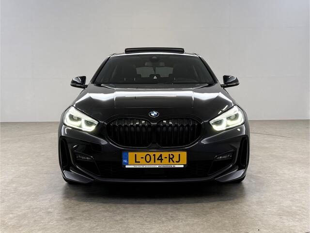 BMW 1-SERIE 118i High Executive M-Sport | Pano | Sfeer | Virtual | Carplay | Cruise | Stoelverw. | NAP
