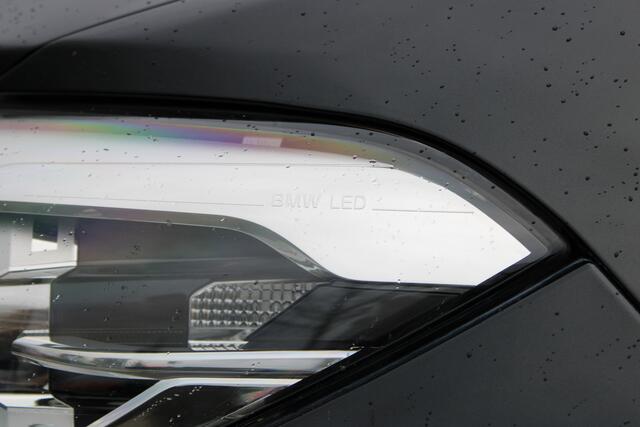 BMW 1-SERIE 118i Executive Sport Line Automaat / Sportstoelen / LED / Cruise Control / PDC