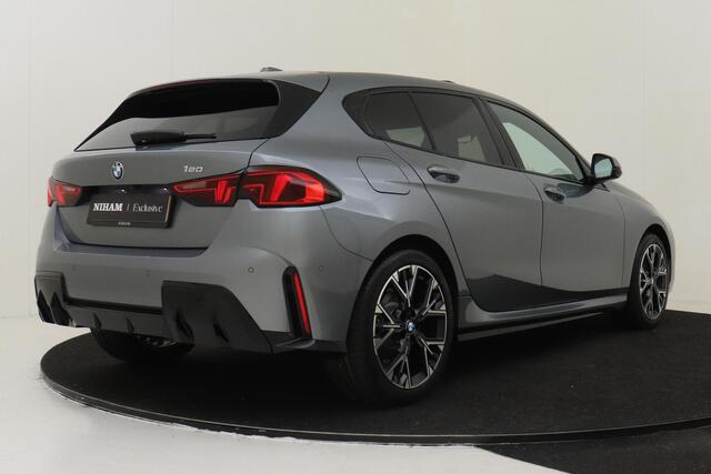 BMW 1-SERIE 120 M SPORT DESIGN EDITION -PANO.DAK|M-SPORT|PRIVACY.GLAS|STEPTRONIC|DRIVING.ASSISTANT|CARPLAY|STOELVERW.