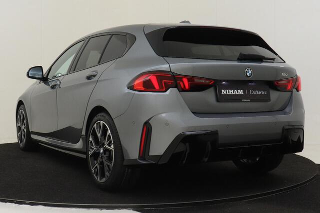 BMW 1-SERIE 120 M SPORT DESIGN EDITION -PANO.DAK|M-SPORT|PRIVACY.GLAS|STEPTRONIC|DRIVING.ASSISTANT|CARPLAY|STOELVERW.