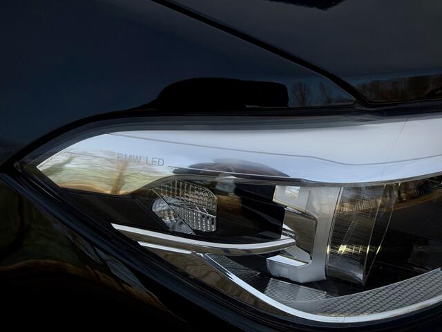 BMW 1-SERIE 118i M-PERFORMANCE LEDER|CAMERA|CARPLAY|HiFi