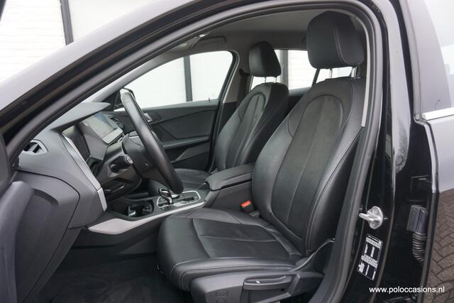 BMW 1-SERIE 118i High Exec Automaat | Carplay | DAB+ | LED | Dealer