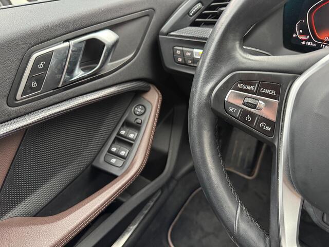 BMW 1-SERIE 118i High Exe Edition 140pk, Navi | Sport-Leder