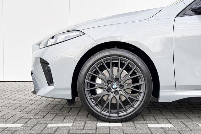 BMW 1-SERIE 120 | M Sport Design Edition | Premium Pack