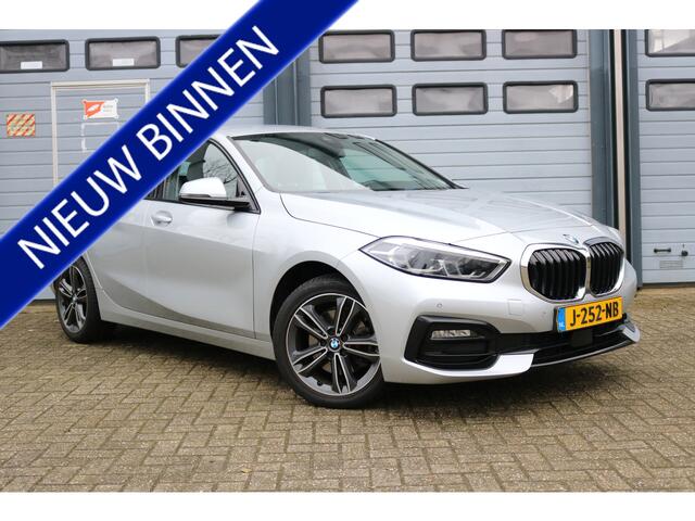 BMW 1-SERIE 118i Executive Edition Autom Xenon Led Navi Sportzetels 17inch Bj:2020
