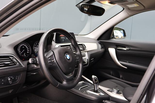 BMW 1-SERIE 118i Executive Automaat | NL Auto | LED | Climate Control Parkeersensoren