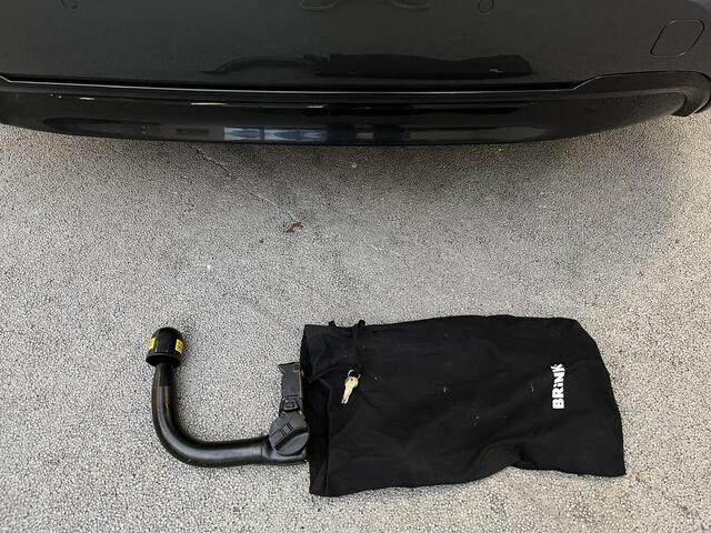 BMW 1-SERIE 118i Sport Line Executive | 1e-EIG | TREKHAAK | STUUR/STOEL.V.W. |