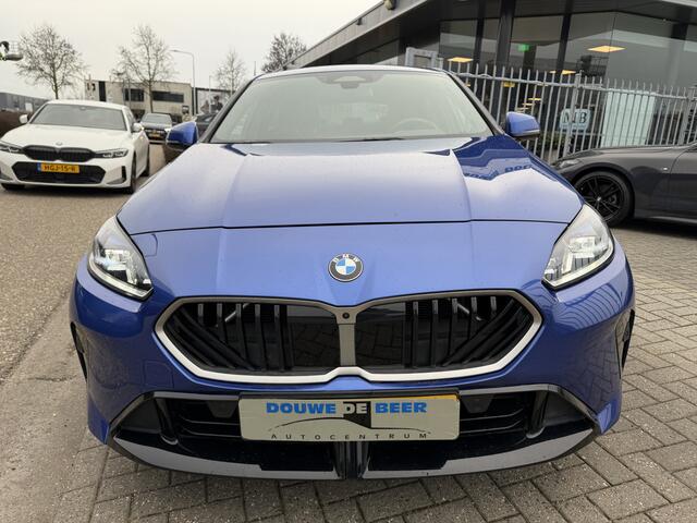 BMW 1-SERIE 120 M Sport Adapt. Cruise | 360-Camera | HUD | Stoelverw. | Keyless