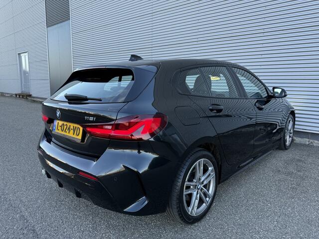 BMW 1-SERIE 118i High Exec M-sport Automaat Led PDC Cruise stoel & stuurverw