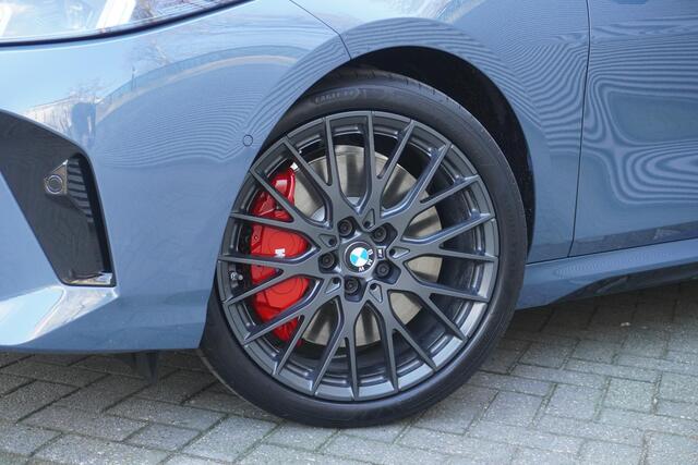 BMW 1-SERIE 120 M Sportpakket Pro | High Executive | Innovation Pack | Individual Lak | Panoramadak