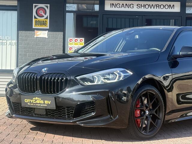 BMW 1-SERIE 128ti M sport automaat 266 pk navi camera climate ctr cruise ctr harman kardon led sportstoelen dealer oh 1e eigenaar