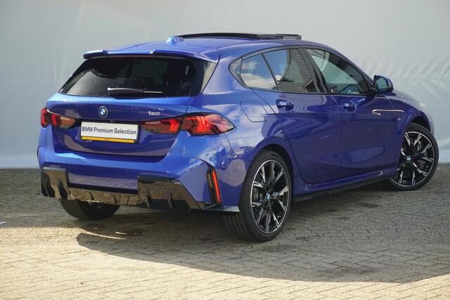 BMW 1-SERIE 120 M Sportpakket Pro 19'' / Panoramadak / Harman Kardon / Driving Assistant Plus