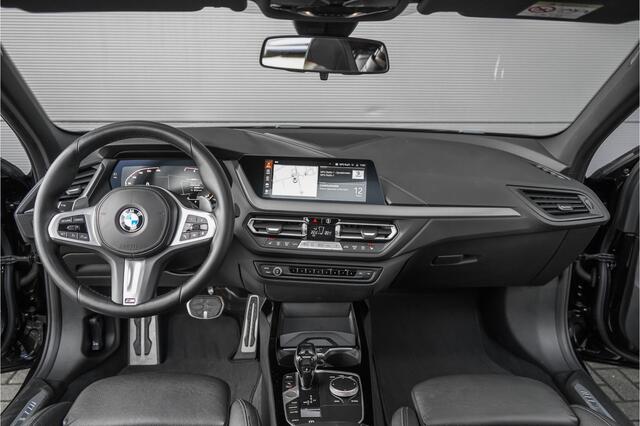 BMW 1-SERIE 120i High Executive Ed M-Sport Pano M-Stoelen Keyless