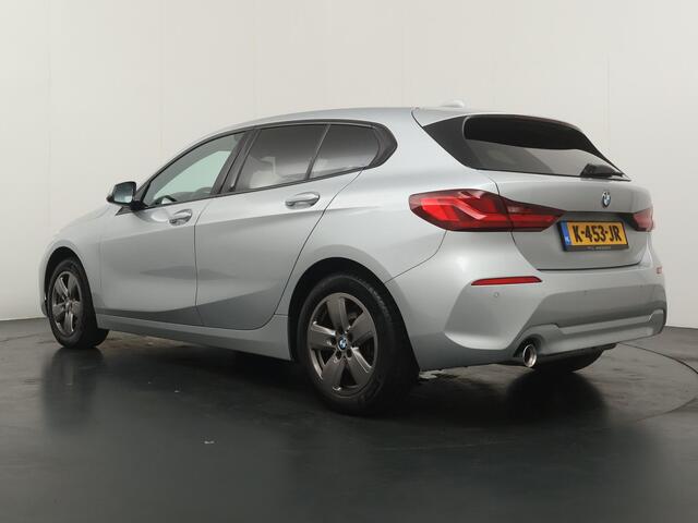 BMW 1-SERIE 118i Executive Edition - Navigatie - Climate Controle - Apple Carplay & Android Auto