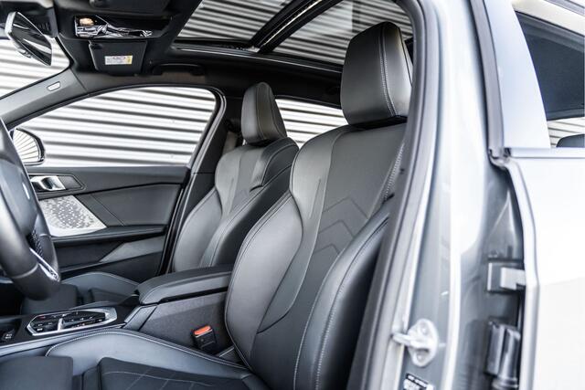 BMW 1-SERIE 120 M Sport Design Edition Panorama | Leder | 360 Camera | Volleder | Memory stoelen