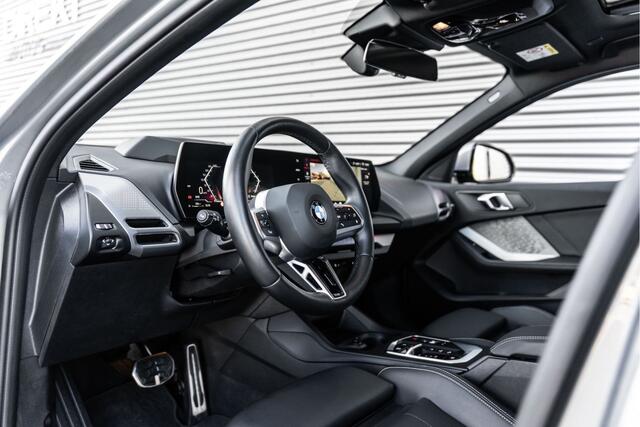 BMW 1-SERIE 120 M Sport Design Edition Panorama | Leder | 360 Camera | Volleder | Memory stoelen