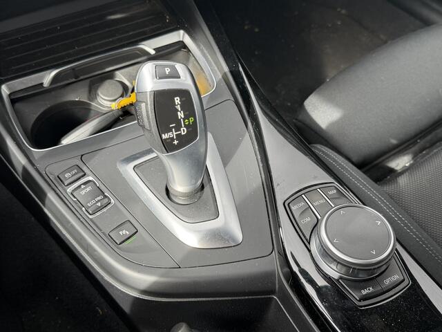 BMW 1-SERIE 120d Sport Line Edition | Nieuw Binnen! | Automaat | Trekhaak | M-Pakket