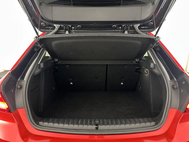 BMW 1-SERIE 116D EXECUTIVE EDITION *DIGI-COCKPIT | FULL-LED | NAVI-FULLMAP | AMBIENT-LIGHT | CRUISE | KEYLESS | PRIVACY-GLASS | ECC | PDC | 16"ALU*