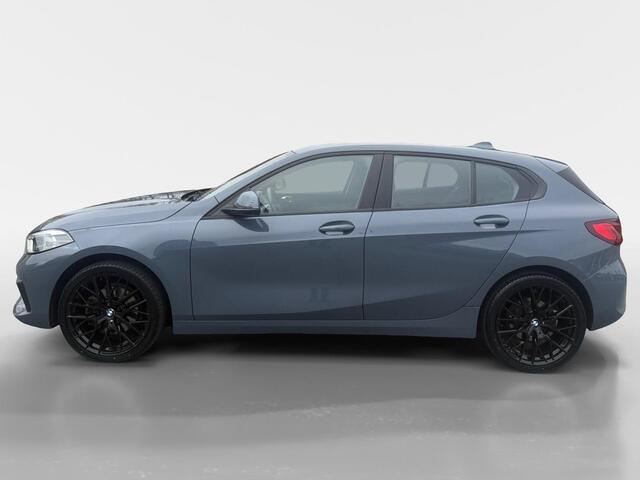 BMW 1-SERIE 118i Executive Edition | Automaat | Nederlandse Auto | Apple Carplay/Android Auto | Climate Control | Cruise Control | DAB | Full Led