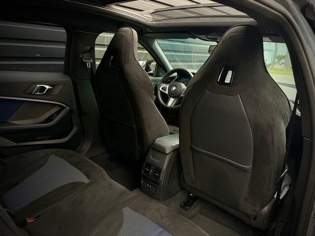 BMW 1-SERIE 118i M-PERF. M135 PANO|SCHAALSTOEL|H/K|HUD VOL!