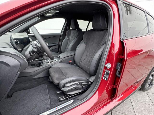 BMW 1-SERIE 120 M Sport Design Edition | Premium Pack | Driving Assistant | Huisselectie