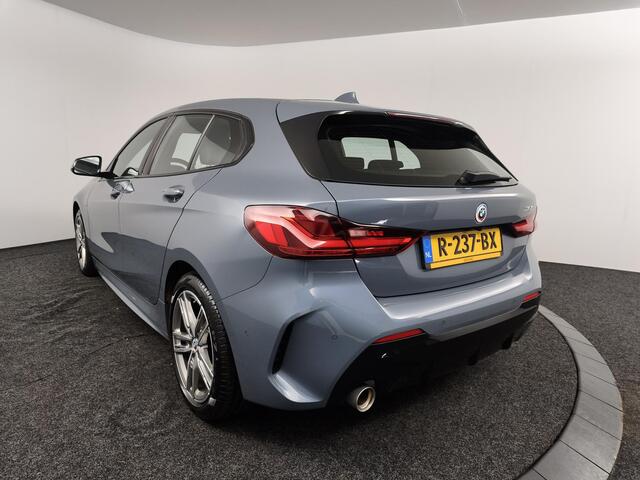 BMW 1-SERIE 118i Business Edition | Apple Carplay & Android Auto | Achteruitrijcamara | M pakket |