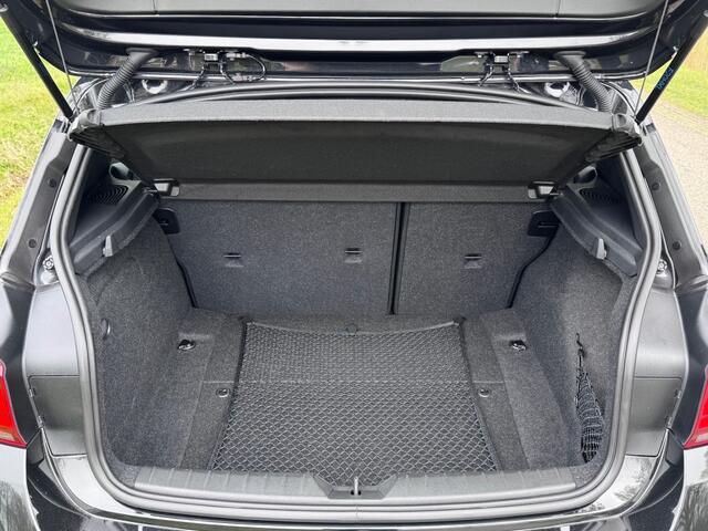 BMW 1-SERIE 120 I EDITION M SPORT SHADOW / LEDER / 2019