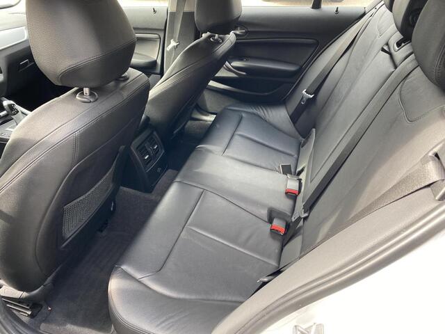 BMW 1-SERIE 118i Ed.Sp.Ex. Stoelverwarming / Leer