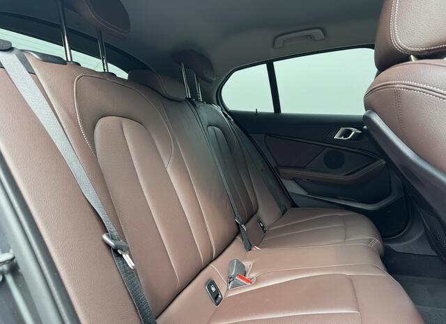 BMW 1-SERIE 118i High Executive edition, Sport-line | Leer | Navi+