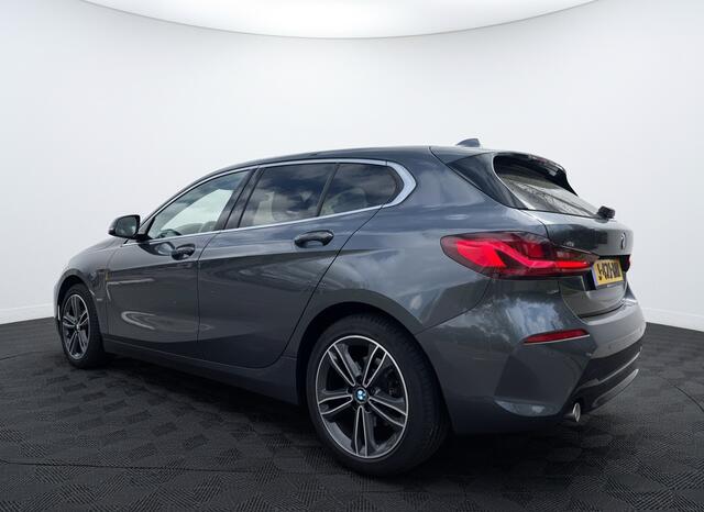 BMW 1-SERIE 118i High Executive edition, Sport-line | Leer | Navi+