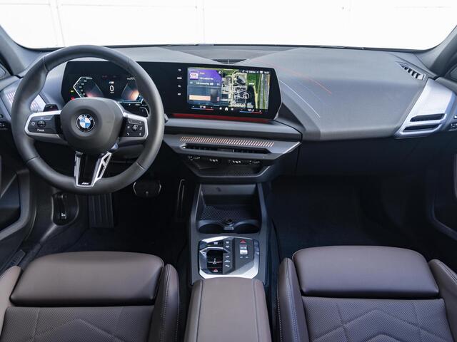 BMW 1-SERIE 120 | M Sportpakket Pro | Premium Pack | Harman-Kardon | Stuurwielrand verwarmd | Comfort Access | Achteruitrijcamera | 20''