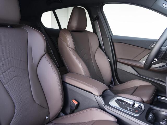 BMW 1-SERIE 120 | M Sportpakket Pro | Premium Pack | Harman-Kardon | Stuurwielrand verwarmd | Comfort Access | Achteruitrijcamera | 20''