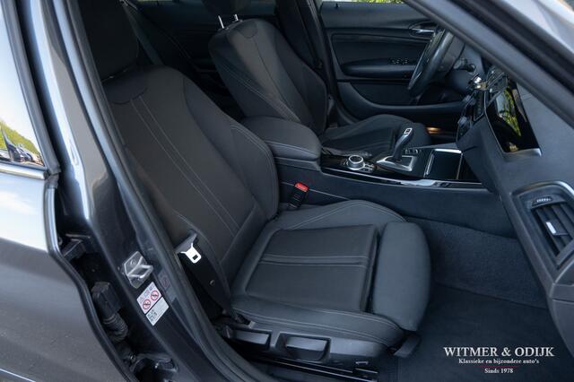 BMW 1-SERIE 118i Sportstoelen, M-stuur, NL-auto