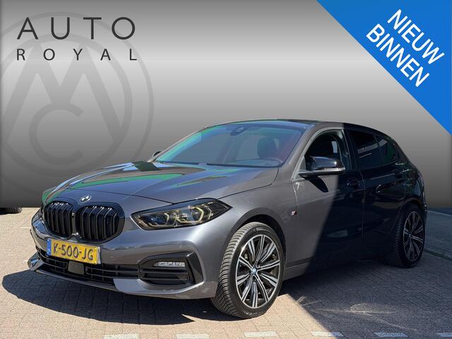 BMW 1-SERIE 118i Executive Edition AUTOMAAT | NAVIAGTIE | APPLE CARPLAY | VIRTUAL DISPLAY | STOELVERWARMING | PARKEER SENOREN | FULL LED | GETINT RUIT