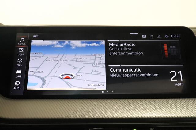 BMW 1-SERIE 118i Executive Edition | Panoramadak | Sportline | AppleCarplay AndroidAuto | Navi |