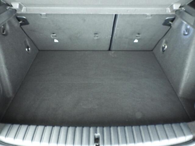 BMW 1-SERIE 5-deurs 118i | M-Sportpakket | LED | Leder | Navigatie | Sportstoelen | Stoelverwarming | DAB | Alu 18 inch