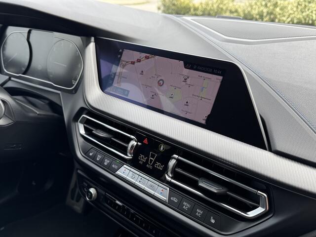 BMW 1-SERIE M135i 306pk xDrive High Executive M Sportpakket Eventuri Milltek 92dkm!!