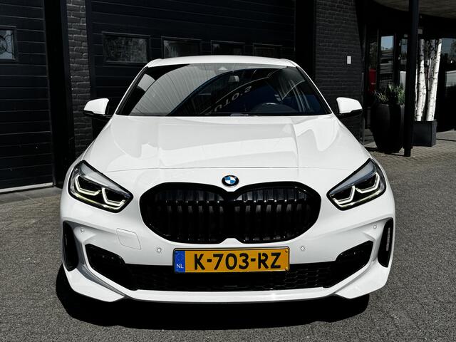 BMW 1-SERIE 118i High Executive Edition M-Sport Dealer OH | Navi | ACC | Carplay | Sfeer | ¤19.900,- incl. BTW