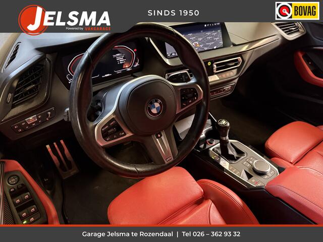 BMW 1-SERIE 118i Edition+ M-Sport 6bak, Sport-leer | Pano | Camera