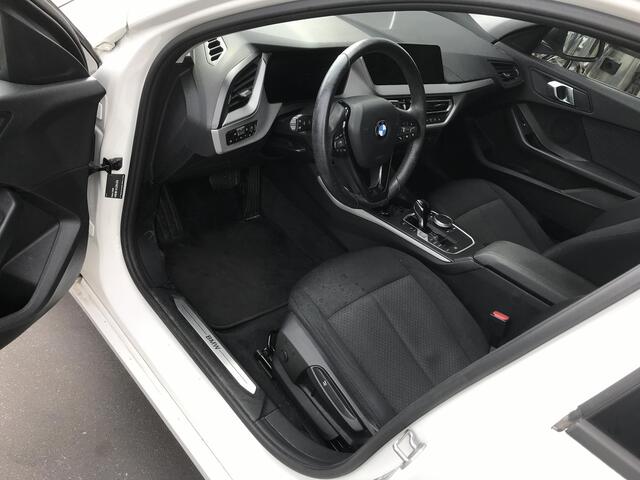 BMW 1-SERIE 118i High Executive Automaat