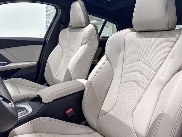 BMW 1-SERIE 120 | M Sportpakket Pro | Premium Pack