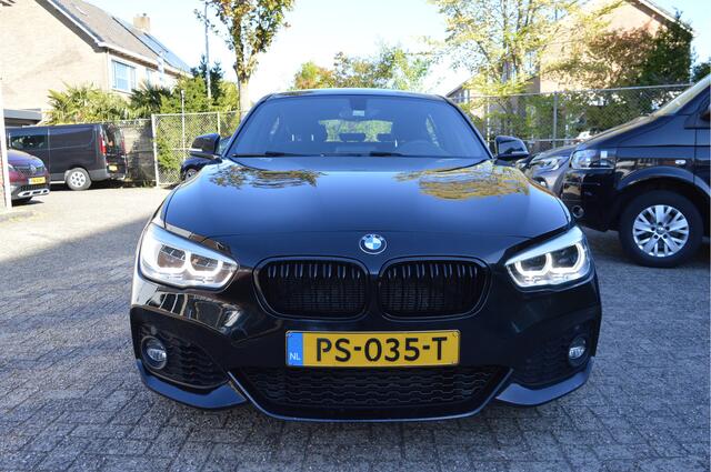 BMW 1-SERIE 118i Corp. Lease Exec. NL-auto / M-Sport / Clima / Navi
