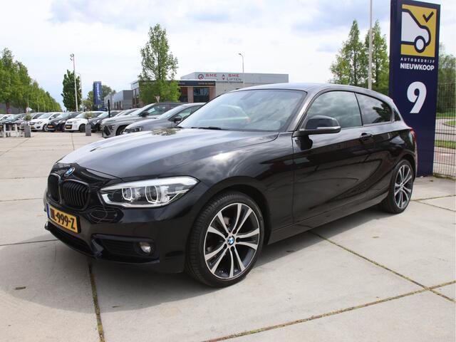 BMW 1-SERIE 118i M-Pakket Automaat, NL-Auto, LED, PDC SALE!!