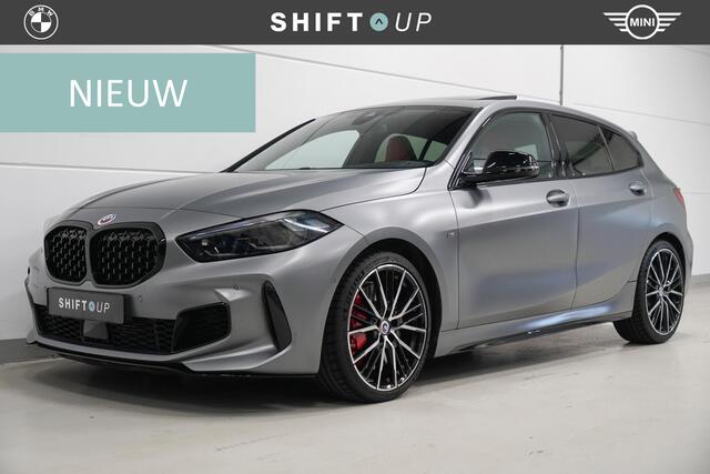 BMW 1-SERIE M135i xDrive Panoramadak | Head Up | Harman Kardon
