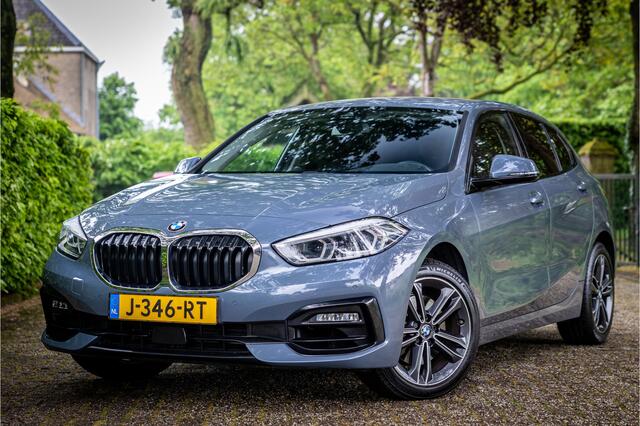 BMW 1-SERIE 118i Executive Sport Line Individual Storm Bay Shadow